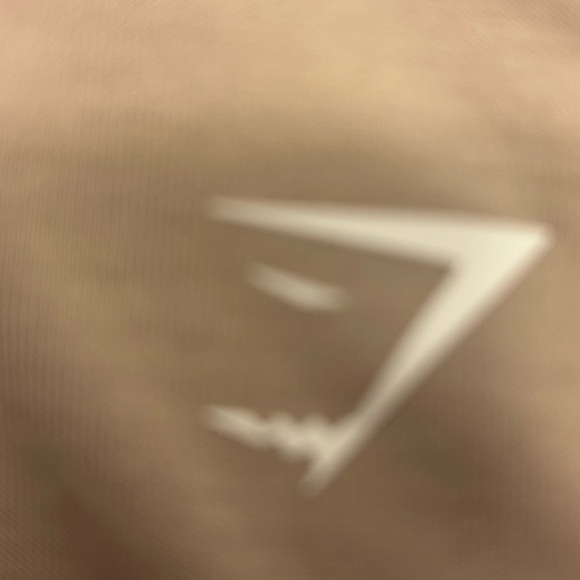 GYMSHARK cropped loose BEIGE, size oversized small - Picture 2 of 6